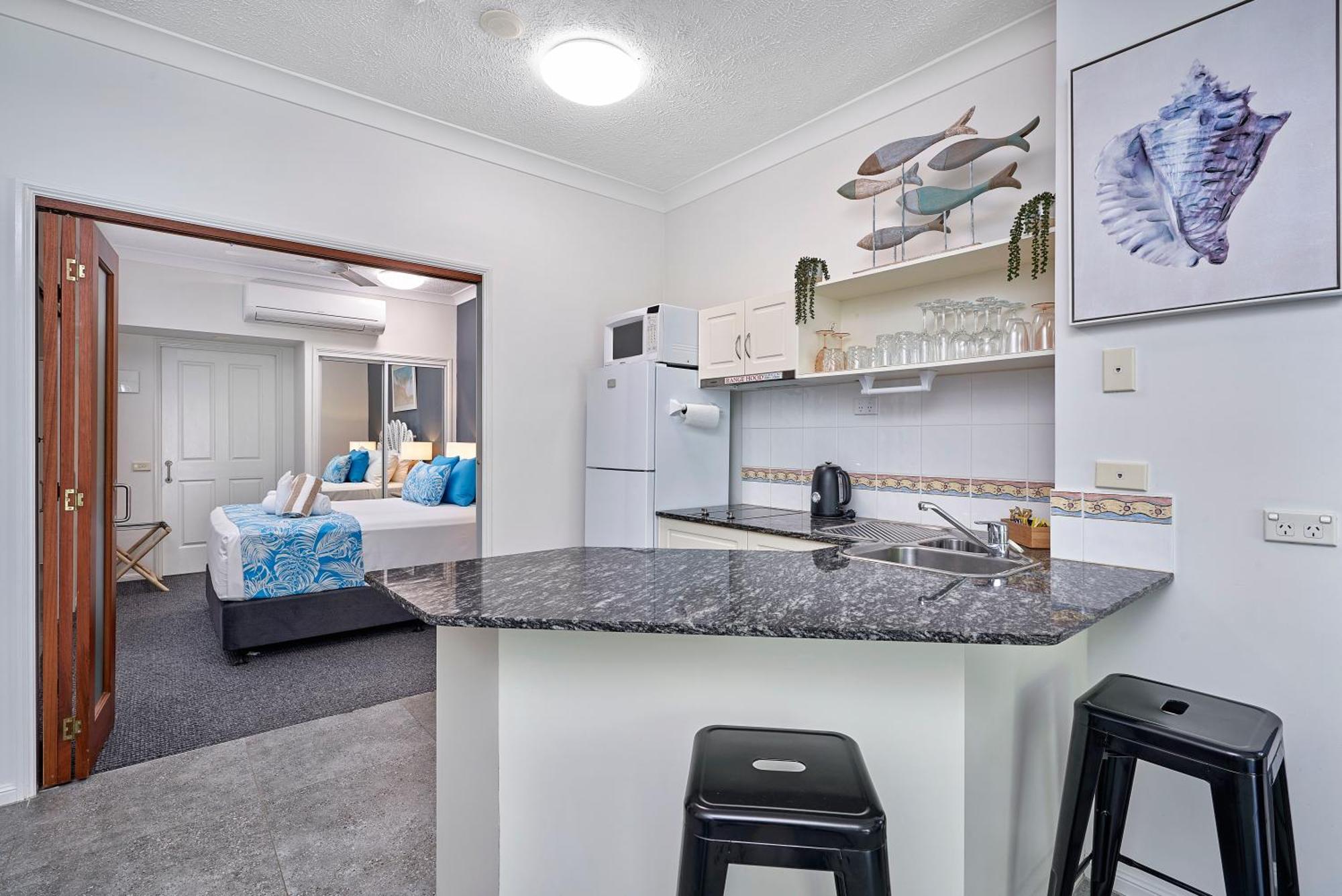 Alassio Apartments With Direct Pool Access Palm Cove Pokój zdjęcie