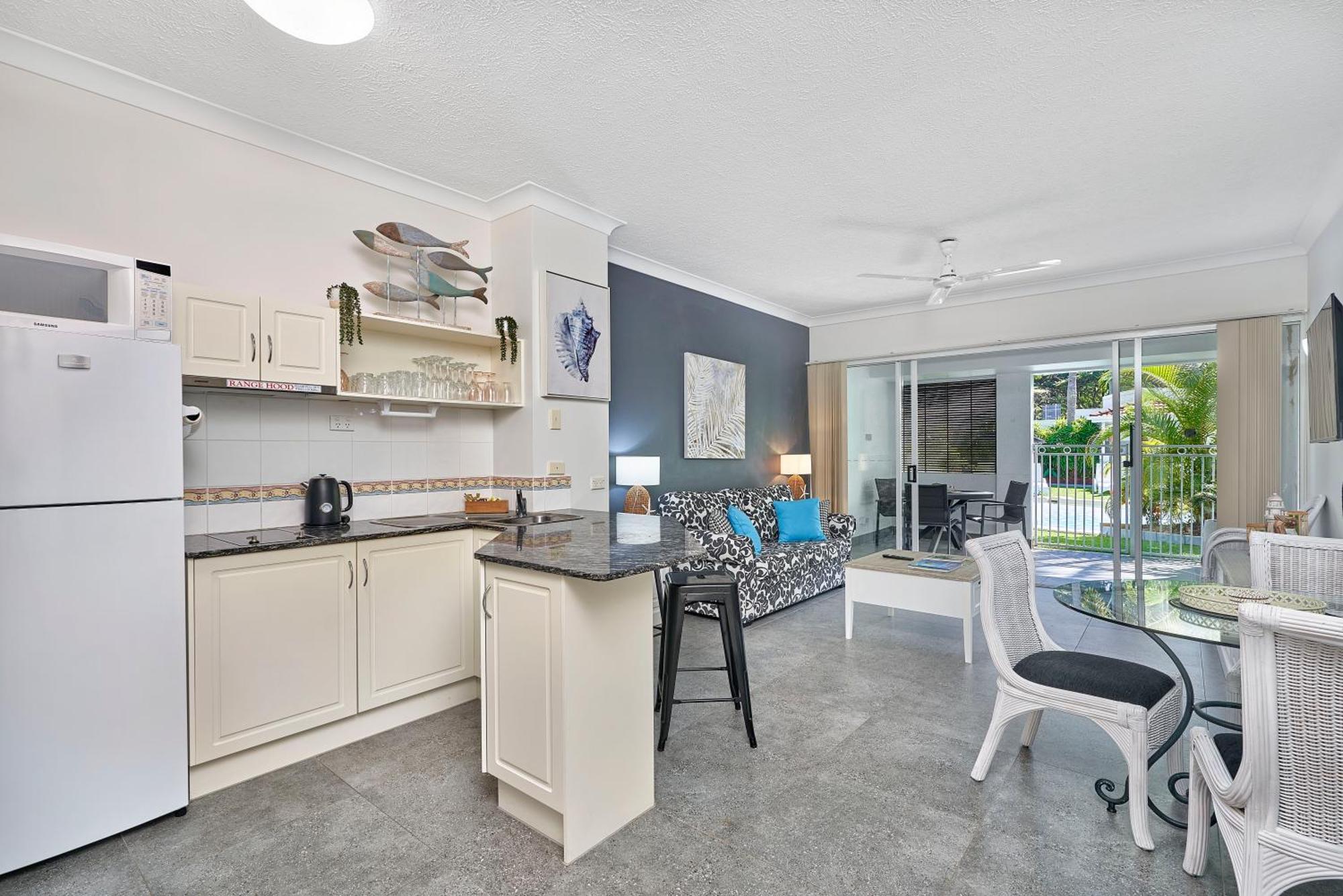 Alassio Apartments With Direct Pool Access Palm Cove Pokój zdjęcie