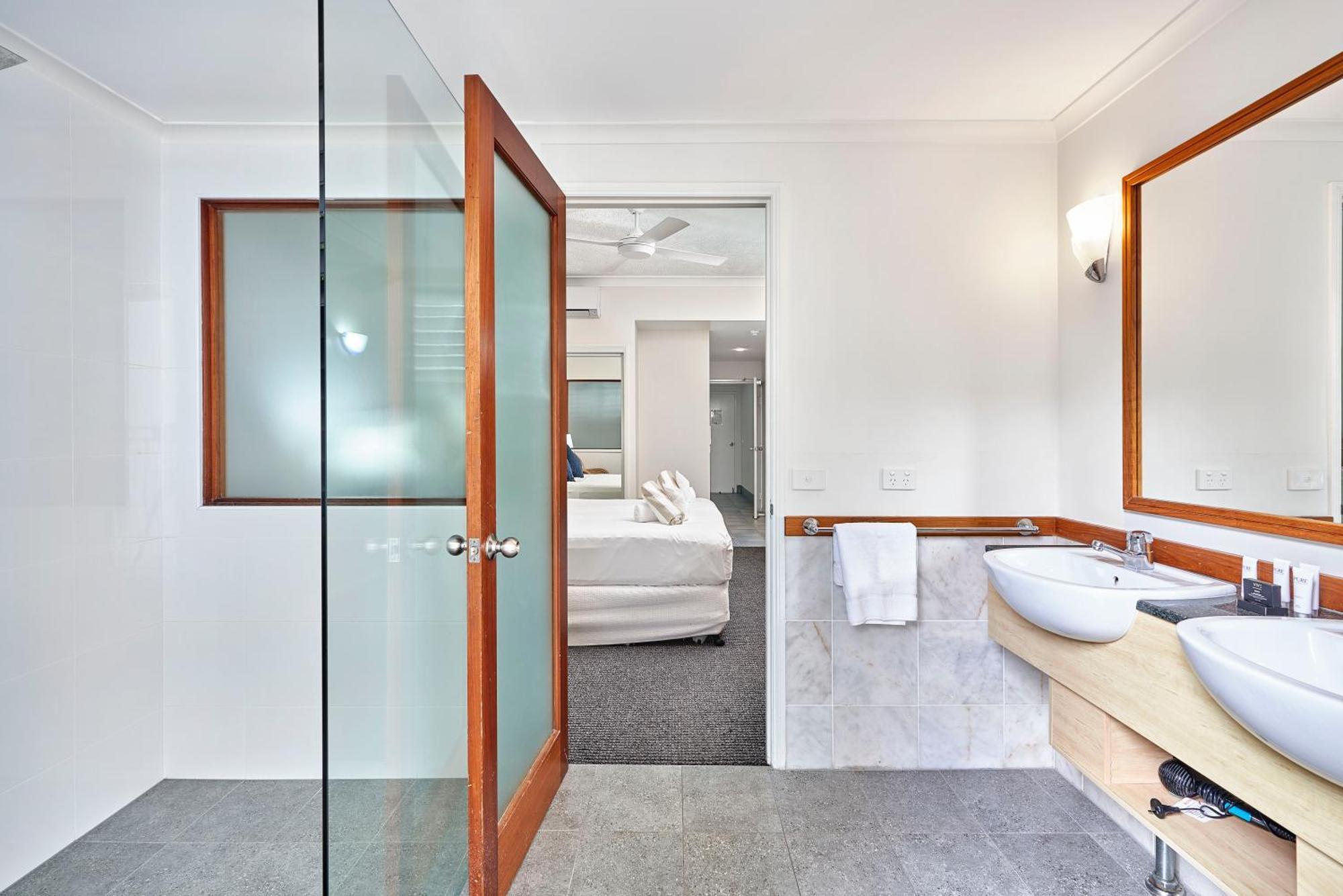Alassio Apartments With Direct Pool Access Palm Cove Pokój zdjęcie