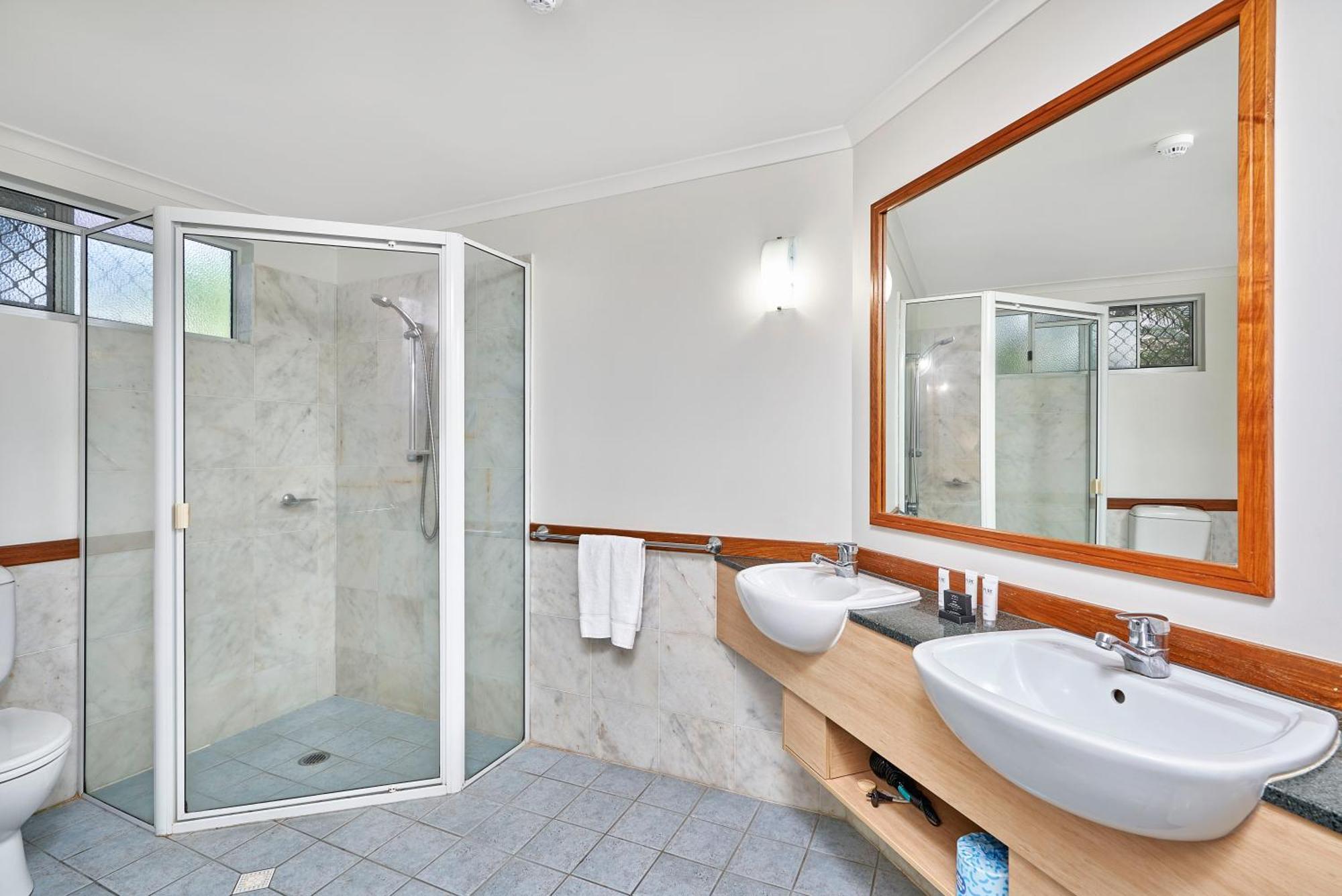 Alassio Apartments With Direct Pool Access Palm Cove Pokój zdjęcie